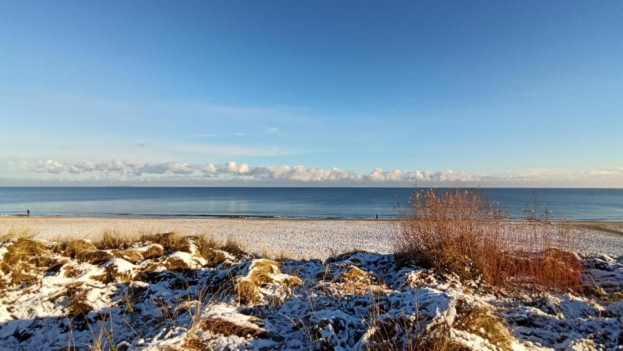Ferienwohnung Strand25 Трасенхайде Екстериор снимка